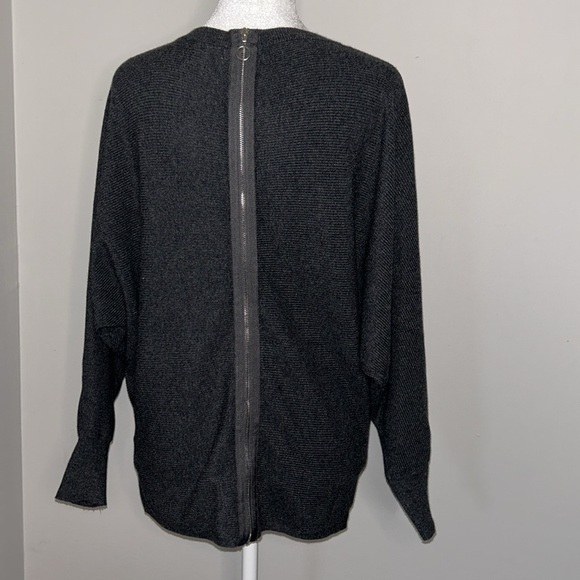 Primark Sexy Back Zipper Dolman Sleeve Sweater Size Medium - Picture 4 of 8